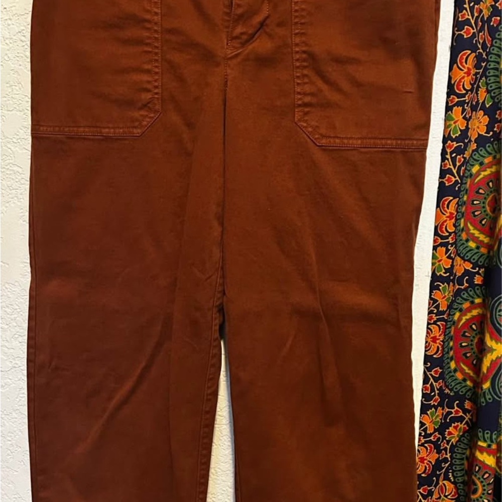 Universal Thread Cropped Brown Pants